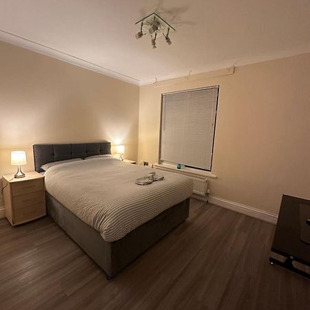 Leavesden Residence - Central - Cosy - Harry Potter Watford  Exterior foto